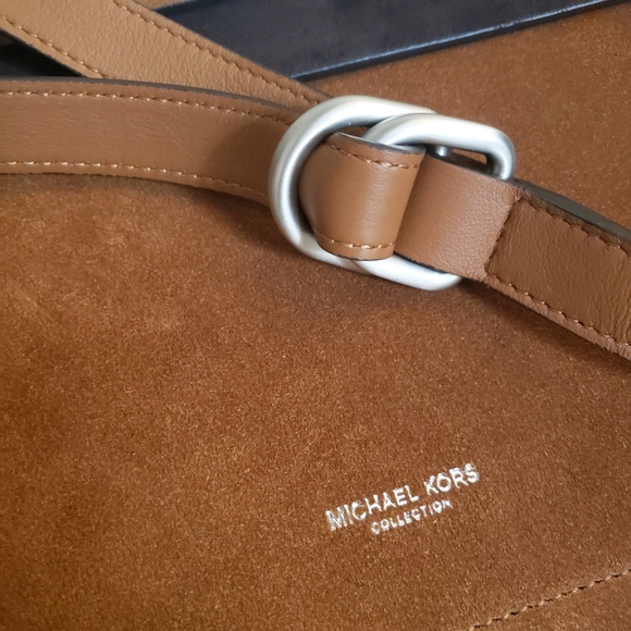 Michael Kors Sedona Suede Messenger - Picture 10 of 15